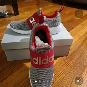Brand new Adidas youth size 5